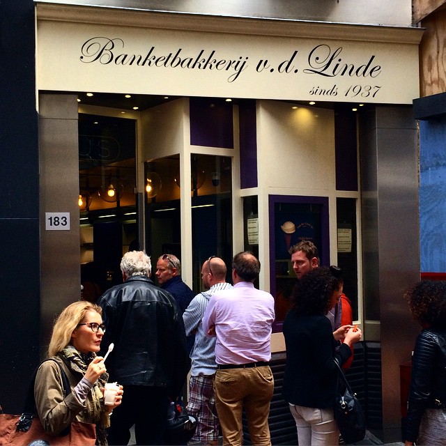 Leckerstes Sahnevanilleeis in#Amsterdam 🍦